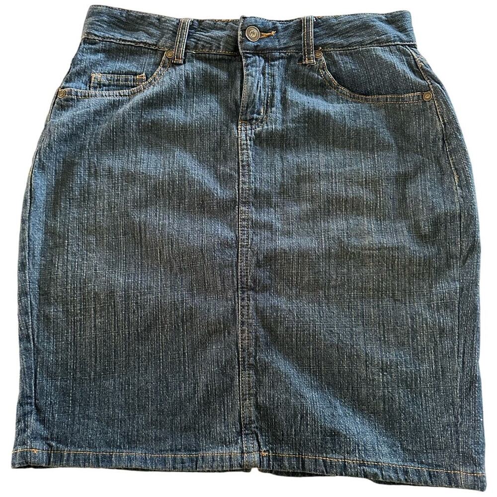 Tex by Max Azria Denim Skirt size 2‎